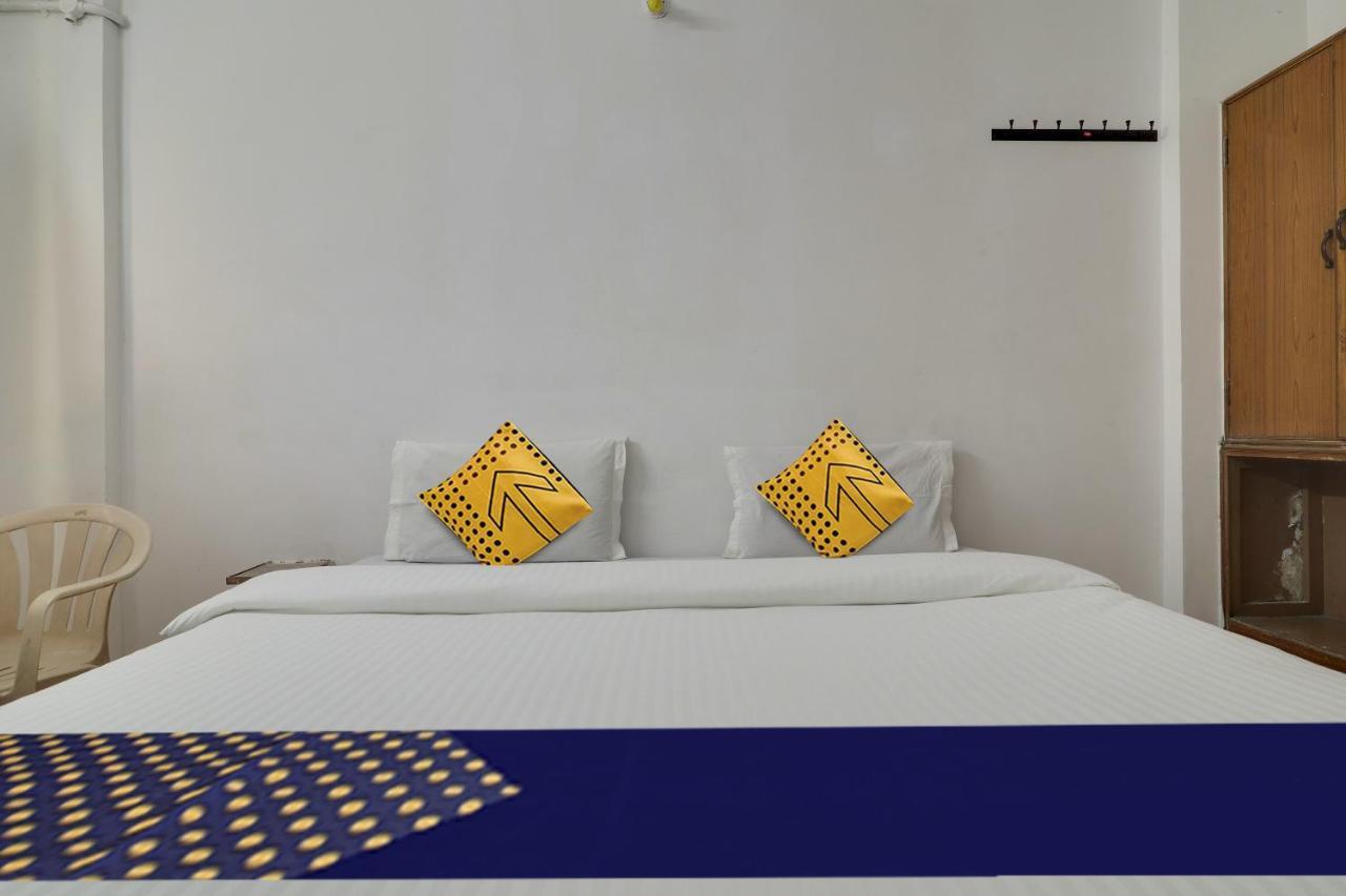 Spot On Apsara Hotel Hyderabad Exterior photo