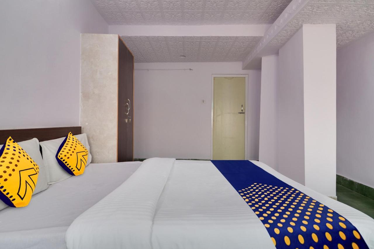 Spot On Apsara Hotel Hyderabad Exterior photo